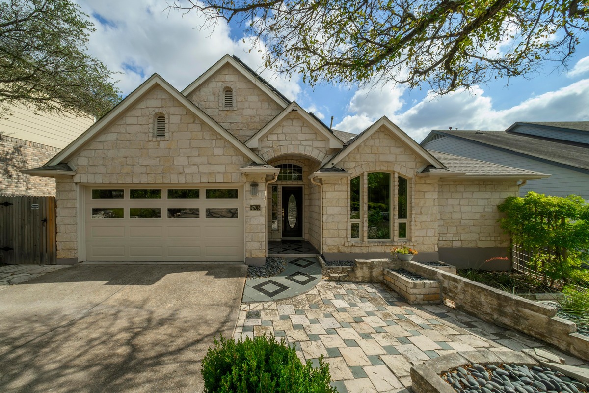 704 Foster Rd 4705 Foster Ranch Road
