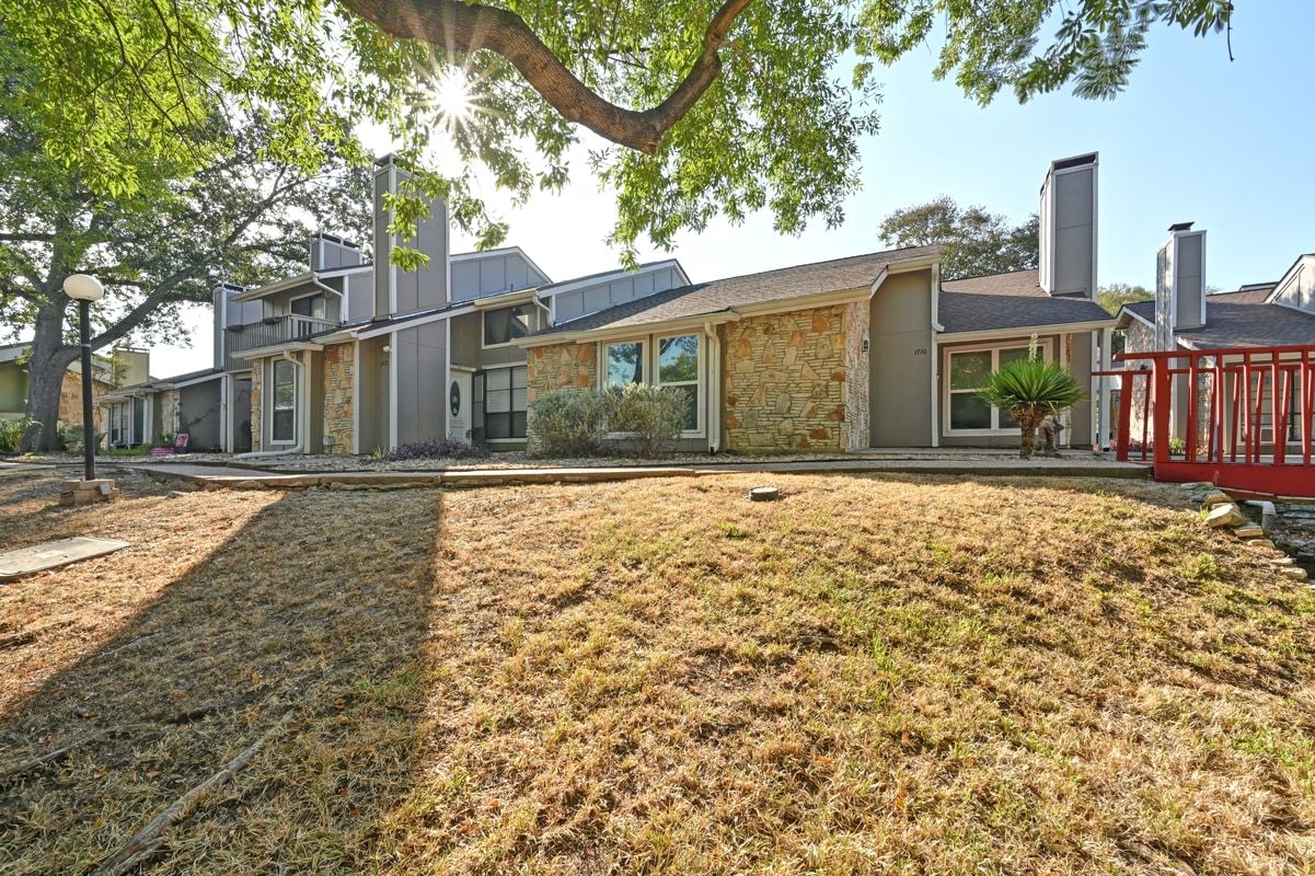 1710 Timberwood Drive