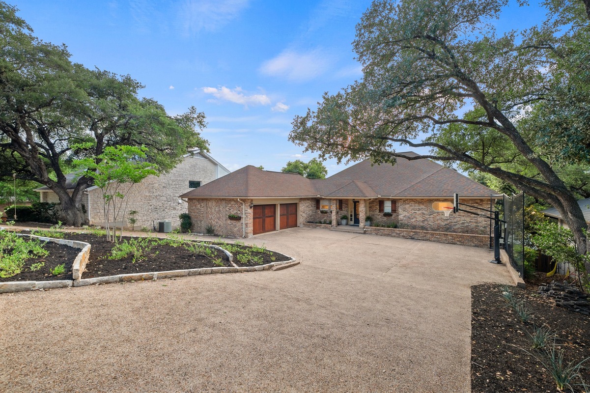 3404 Riva Ridge Road